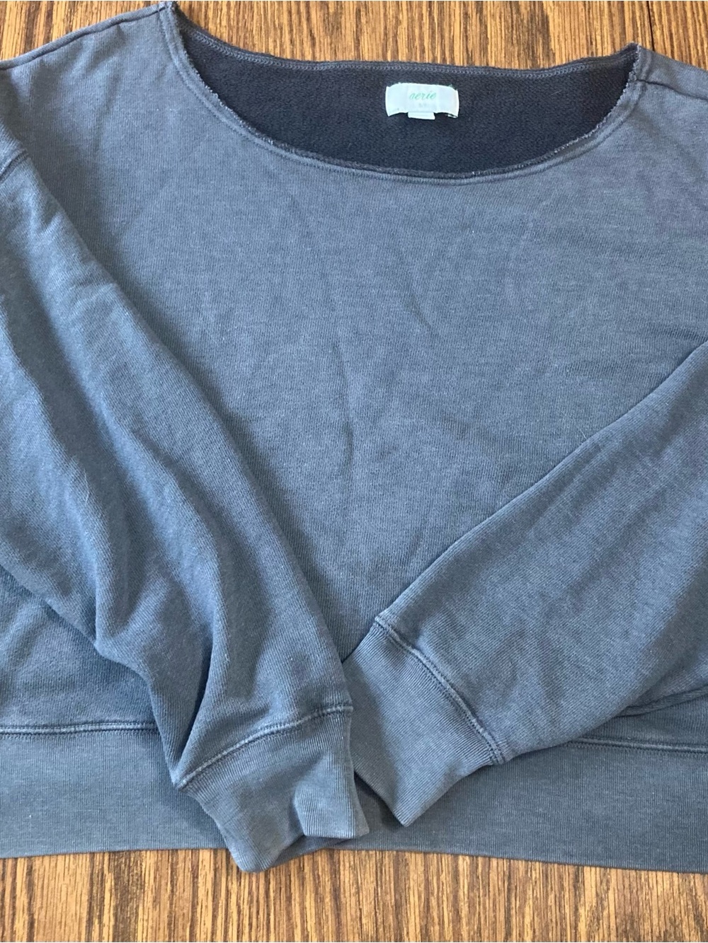 aerie Woman’s off the shoulder sweater - Grey